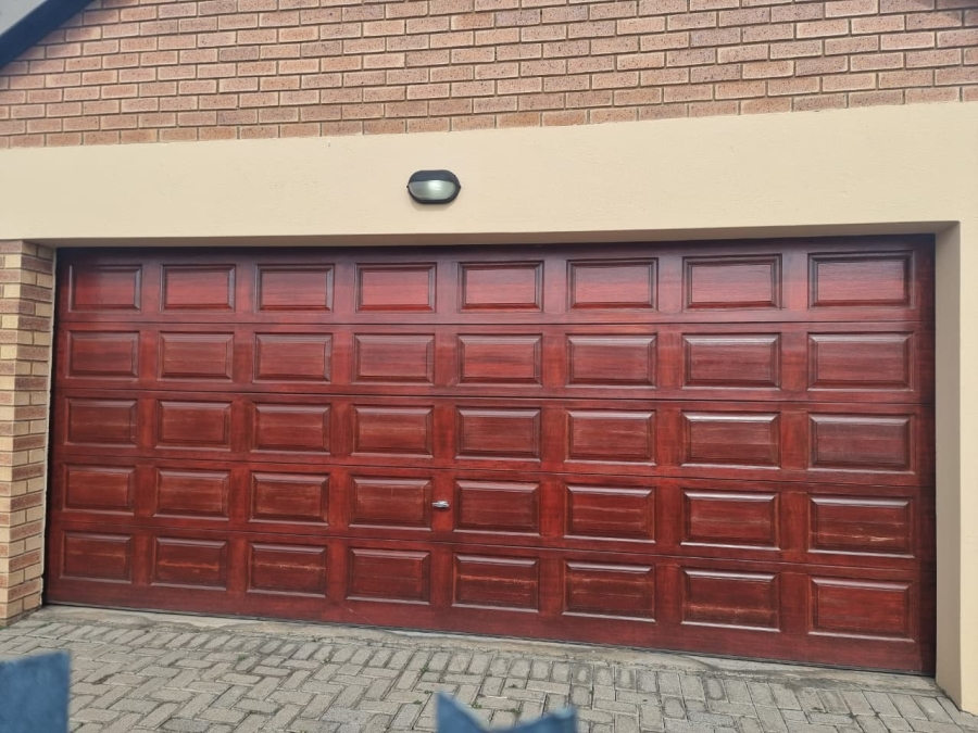 3 Bedroom Property for Sale in Waterkloof Hill Estate North West